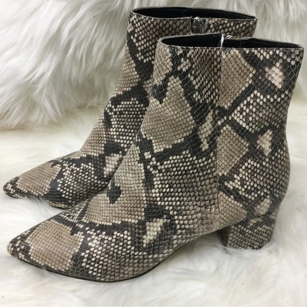 Dolce Vita Bell Ankle Boots - Snake - Size 8 - New w/o box - Picture 3 of 8